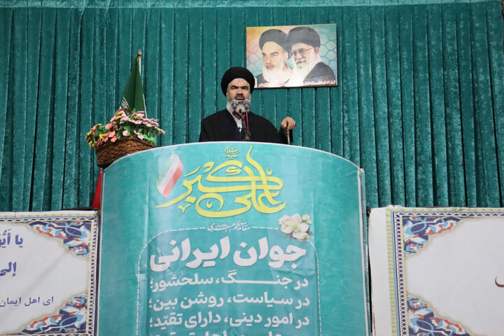 تصاویر/ نماز جمعه بهارستان