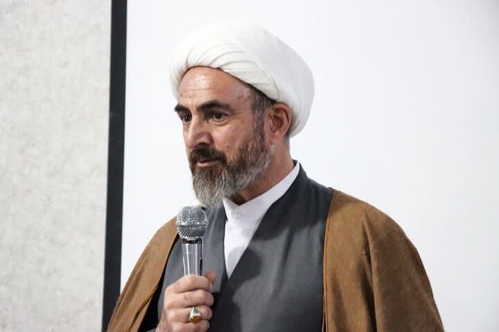 دیدار رئیس سیاست گذاری ائمه جمعه با اعضای انجمن اسلامی