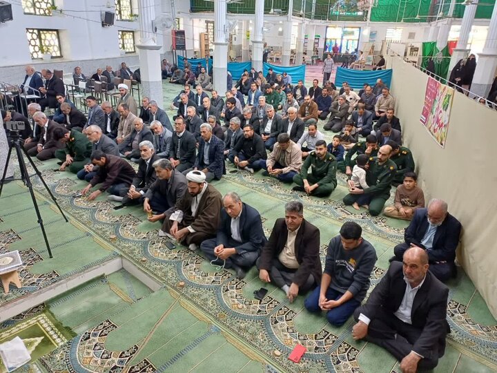 تصاویر/ اقامه نمازجمعه امین‌شهر