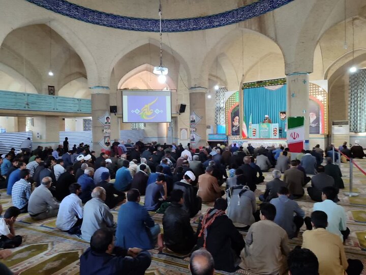 تصاویر/ اقامه نمازجمعه شهر کهنوج