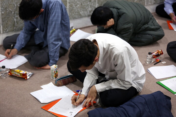 تصاویر/ آزمون مرحله کشوری مسابقات علمی (المپیاد) طلاب