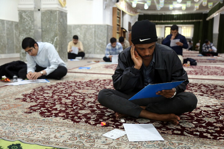 تصاویر/ آزمون مرحله کشوری مسابقات علمی (المپیاد) طلاب