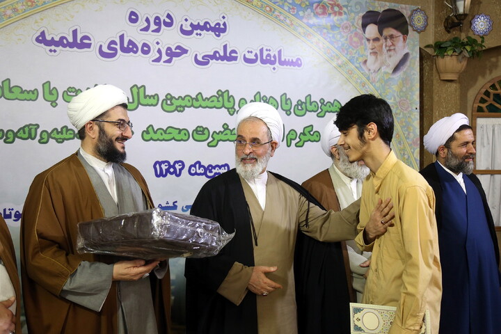 تصاویر/ اختتامیه مرحله کشوری مسابقات علمی (المپیاد) طلاب