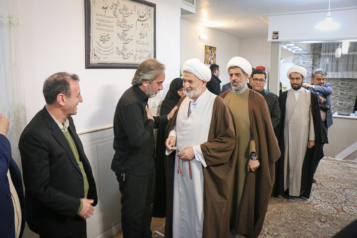 تصاویر/ دیدار نماینده مردم و استاندار و فرمانده سپاه استان قم با خانواده شهدای مردمی اغتشاشات اخیر