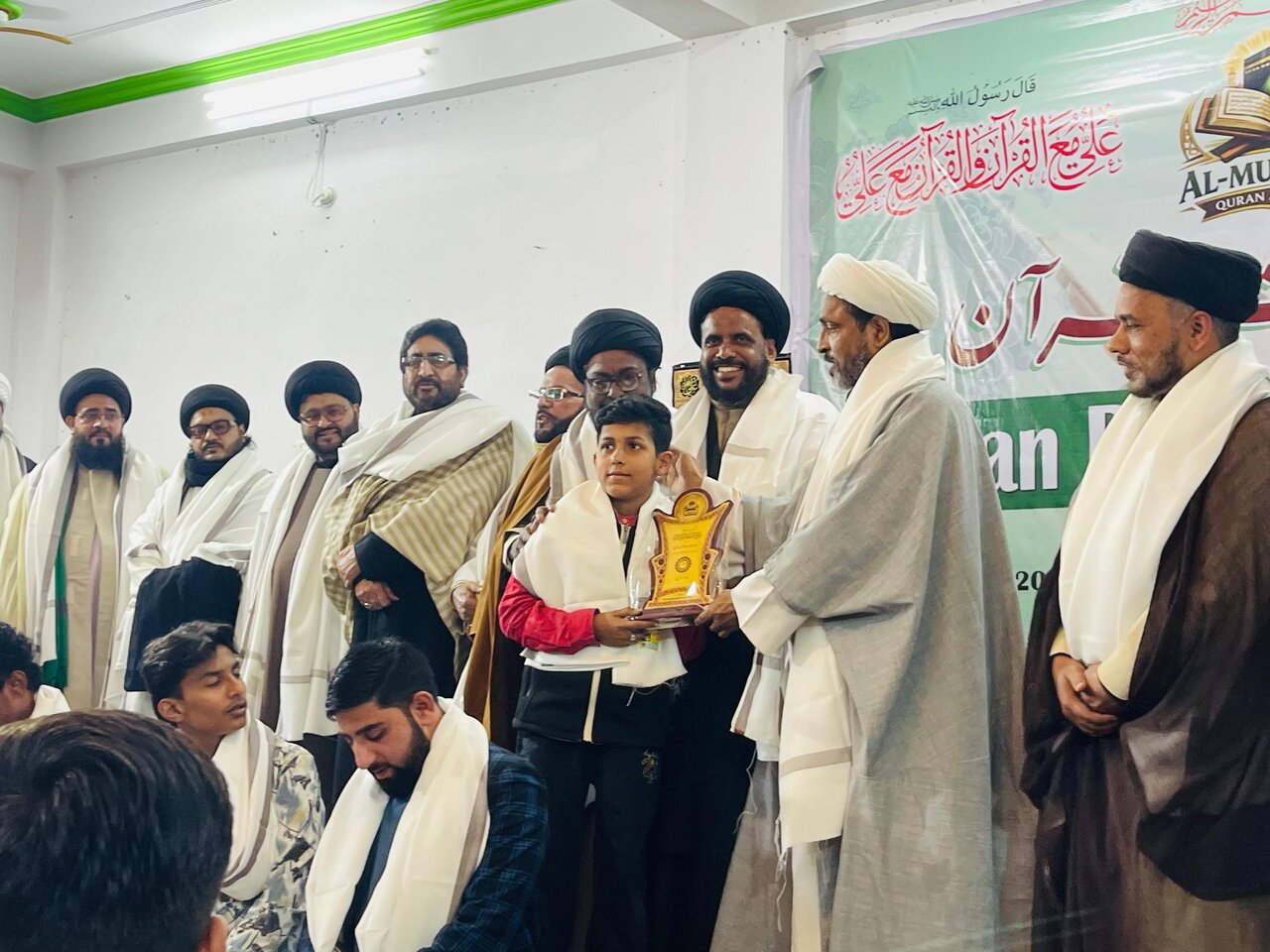 لکھنؤ میں تلاوتِ قرآن مجید کا عظیم الشان مقابلہ انعقاد/درجنوں قاریوں نے شرکت اور قرآنی فن کا مظاہرہ کیا