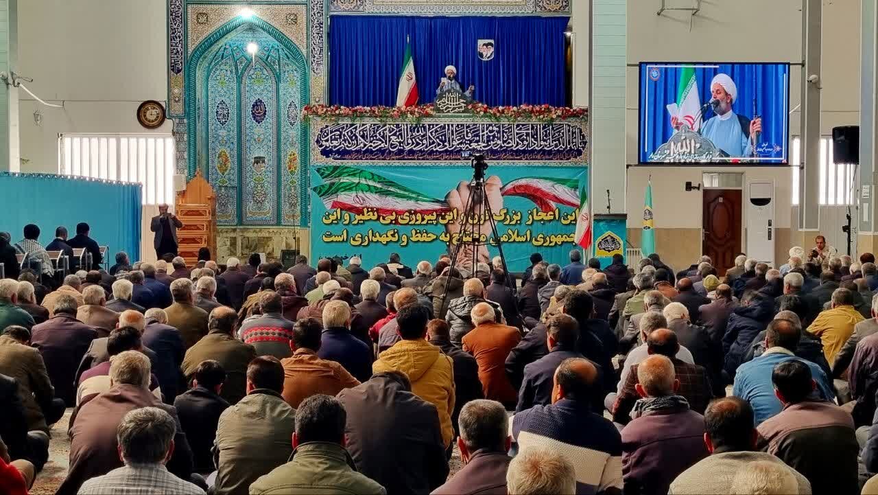 ملت ایران آماده مقابله با هر توطئه دشمنان است