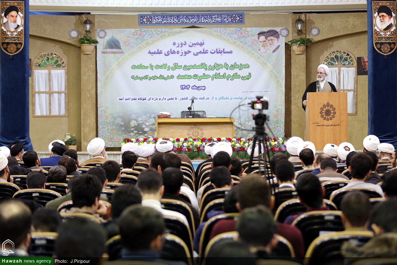 هویت و فلسفه وجودی حوزه علمیه در اتصال به مهدویت و انتظار پویاست