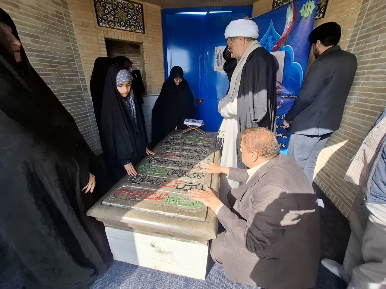 غیرت دینی در زندگی شهید نواب صفوی خیلی پررنگ بود +تصاویر