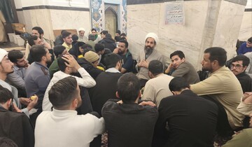 حوزه و روحانیت باید چند قدم جلوتر از تحولات اجتماعی حرکت کنند