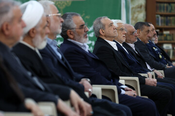 تصاویر/ تجدید میثاق هیئت دولت با آرمان‌های امام راحل و شهدای انقلاب اسلامی