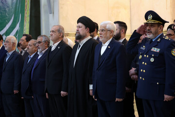 راه برون‌رفت از مشکلات، بازگشت به اصول امام راحل و همراهی با مردم است