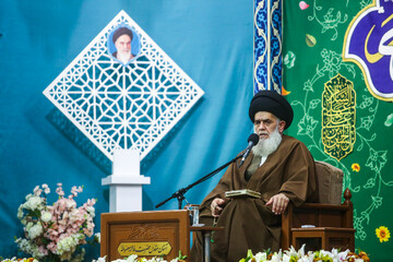 جوانان یار و یاور والدین خود باشند