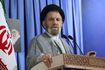 سپاه پاسداران نهادی رسمی و برخاسته از اراده ملت ایران است