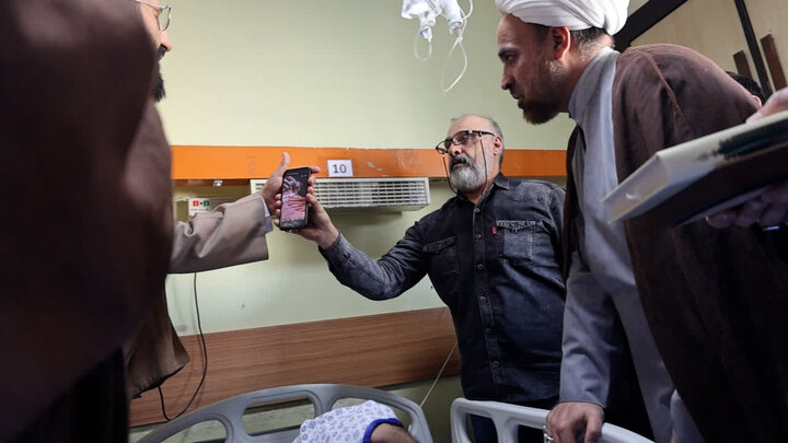 تصاویر/ عیادت مجروحین اغتشاشات اخیر توسط نمایندگان آیت الله اعرافی