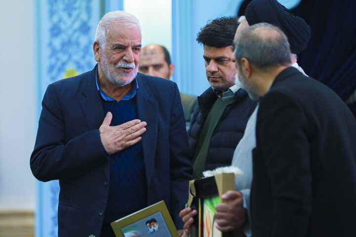 ایران امیدوار ؛ با حضور مردم اصفهان  + تصاویر