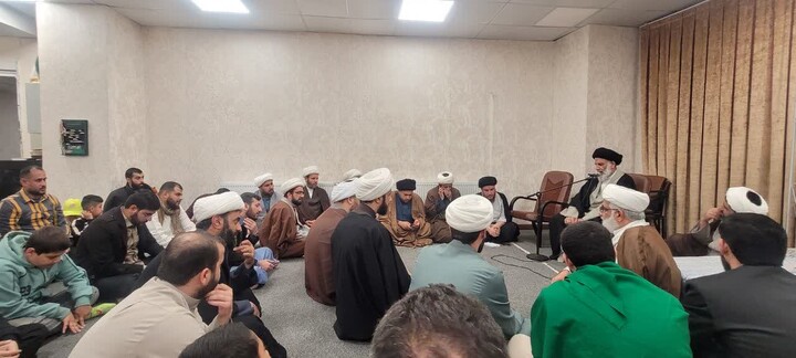 حضور نماینده ولی فقیه خوزستان در جمع فراگیران دوره تخصصی امام شناسی به میزبانی مشهد مقدس