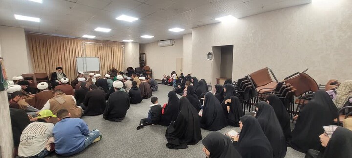 حضور نماینده ولی فقیه خوزستان در جمع فراگیران دوره تخصصی امام شناسی به میزبانی مشهد مقدس