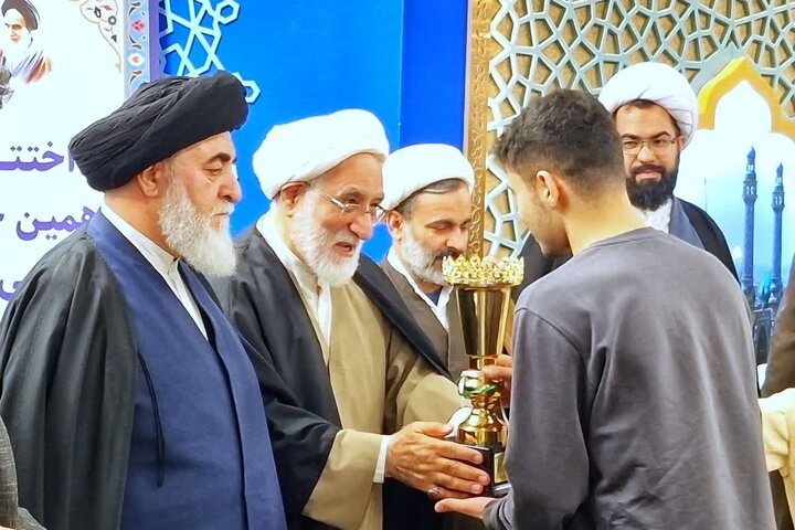 تصاویر/ اختتامیه دهمین جشنواره فرهنگی ورزشی طلاب بسیجی