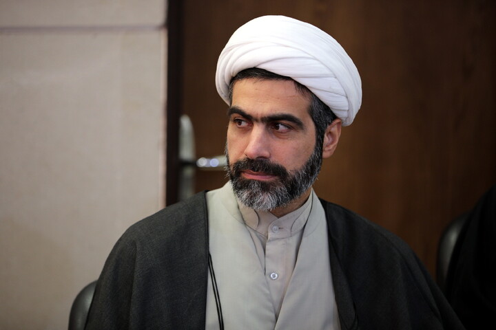 تصاویر/جلسه کمیته برنامه ریزی حضور مرکز مدیریت حوزه های علمیه در سی و سومین نمایشگاه بین المللی قرآن کریم