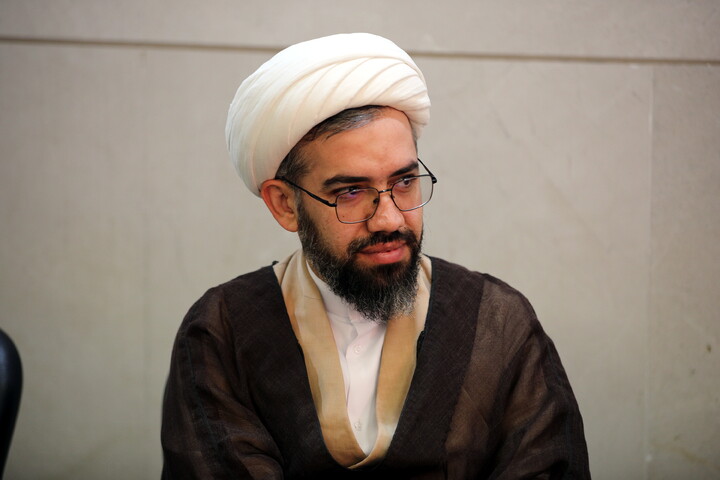 تصاویر/جلسه کمیته برنامه ریزی حضور مرکز مدیریت حوزه های علمیه در سی و سومین نمایشگاه بین المللی قرآن کریم