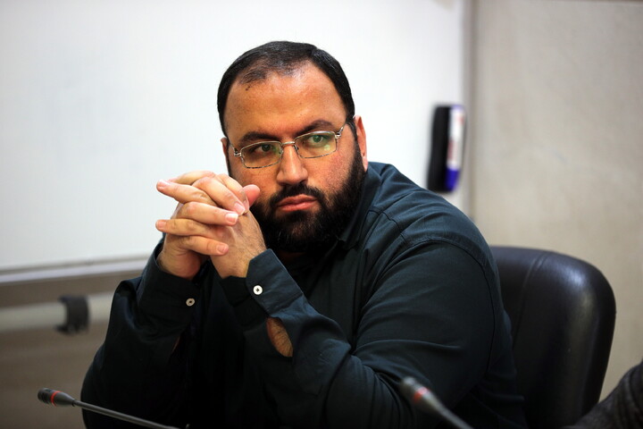 تصاویر/جلسه کمیته برنامه ریزی حضور مرکز مدیریت حوزه های علمیه در سی و سومین نمایشگاه بین المللی قرآن کریم