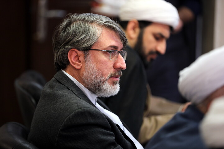 تصاویر/جلسه کمیته برنامه ریزی حضور مرکز مدیریت حوزه های علمیه در سی و سومین نمایشگاه بین المللی قرآن کریم