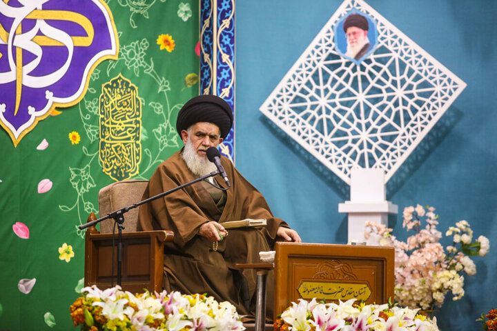 حال و هوای حرم بانوی کرامت در شب میلاد حضرت علی اکبر(ع)