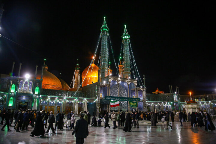 حال و هوای حرم بانوی کرامت در شب میلاد حضرت علی اکبر(ع)