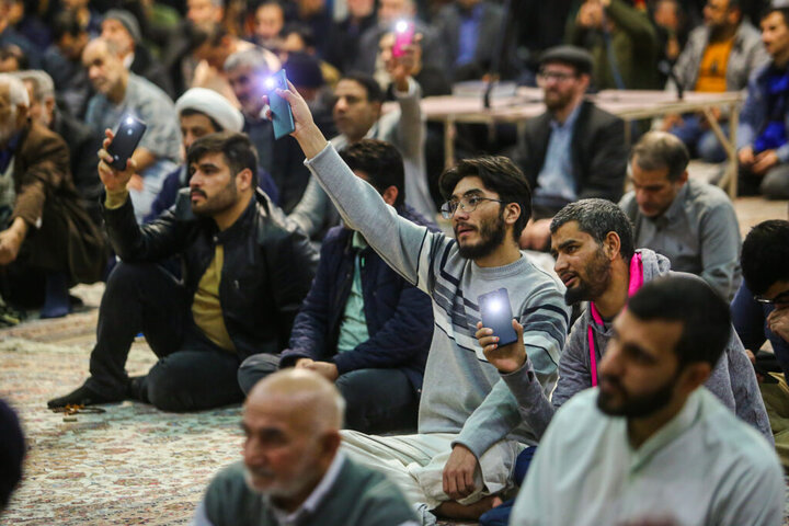 حال و هوای حرم بانوی کرامت در شب میلاد حضرت علی اکبر(ع)