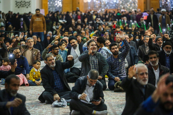 حال و هوای حرم بانوی کرامت در شب میلاد حضرت علی اکبر(ع)