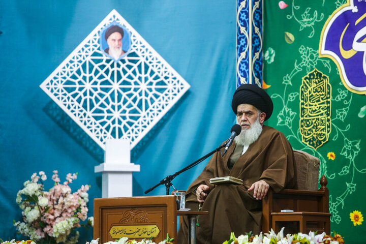 حال و هوای حرم بانوی کرامت در شب میلاد حضرت علی اکبر(ع)