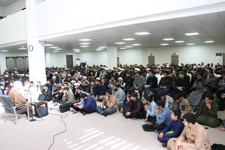 همایش توانمند سازی طلاب و مبلغین بامحوریت جهاد تبیین به میزبانی دفتر امام جمعه اهواز