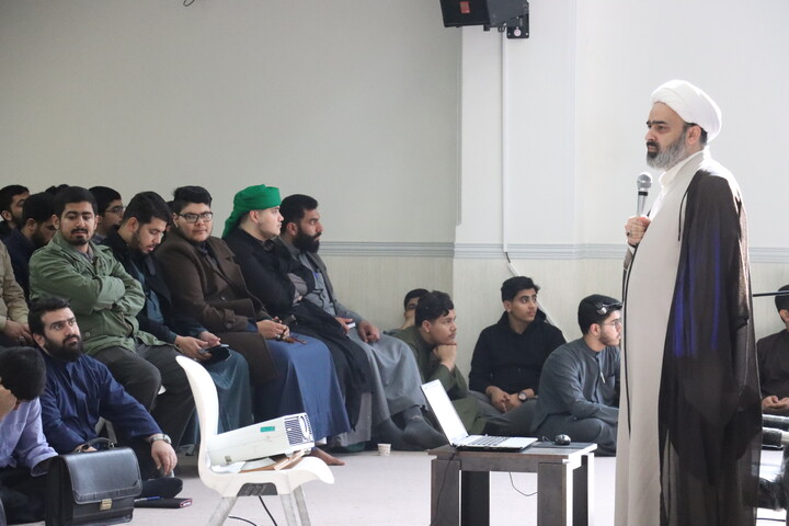 همایش توانمند سازی طلاب و مبلغین بامحوریت جهاد تبیین به میزبانی دفتر امام جمعه اهواز
