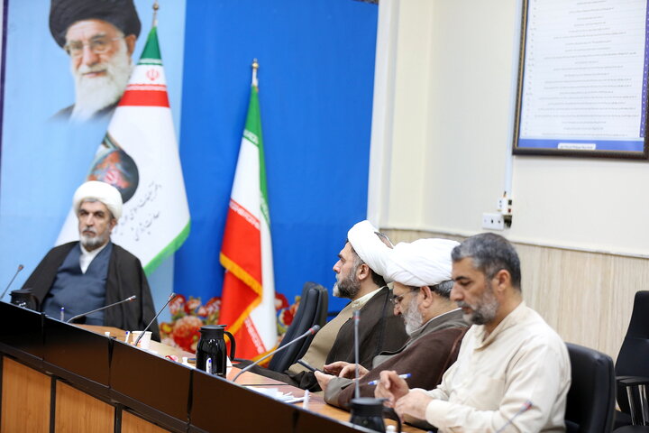 تصاویر/  پیش همایش «شخصیت و زمانه امام مهدی (عج) از تولد تا پایان غیبت صغری»