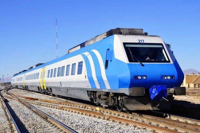 اختصاص ۱۲ رام قطار فوق‌العاده برای جابجایی زائران جمکران