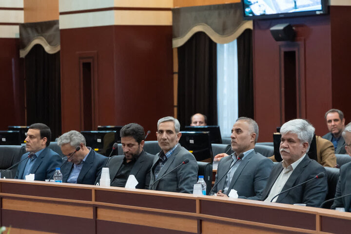 تصاویر/همایش تجلیل از خادمین اربعین حسینی در اراک