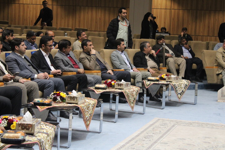 تصاویر/ نشست خبری استاندار کرمان به مناسبت دهه فجر