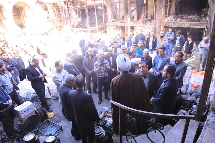 تصاویر / حضور امام جمعه رشت در جمع بازاریان بازار سوخته این شهر