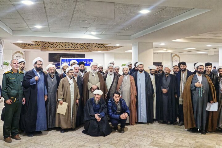 تصاویر/ نشست مسئول قرارگاه جنگ ترکیبی بلاغ مبین با فرماندهان پایگاه بسیج مدارس حوزه علمیه