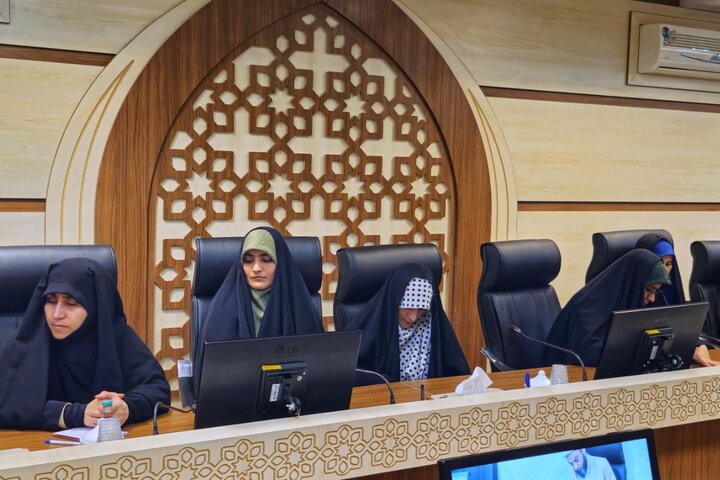 تصاویر/ نشست مسئول قرارگاه جنگ ترکیبی بلاغ مبین با فرماندهان پایگاه بسیج مدارس حوزه علمیه خواهران