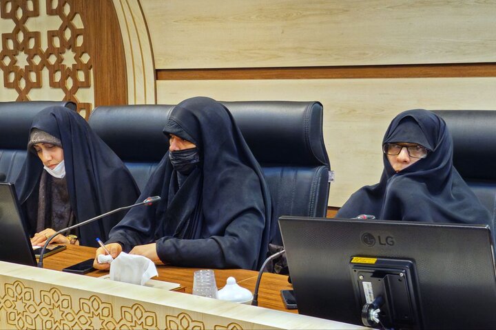 تصاویر/ نشست مسئول قرارگاه جنگ ترکیبی بلاغ مبین با فرماندهان پایگاه بسیج مدارس حوزه علمیه خواهران