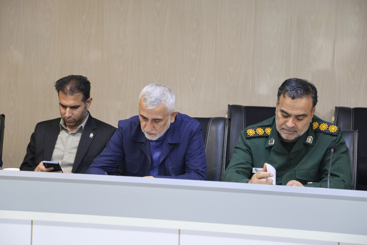 تصاویر / تجلیل نماینده ولی‌فقیه در استان و استاندار همدان از فرمانده سپاه انصارالحسین(ع)