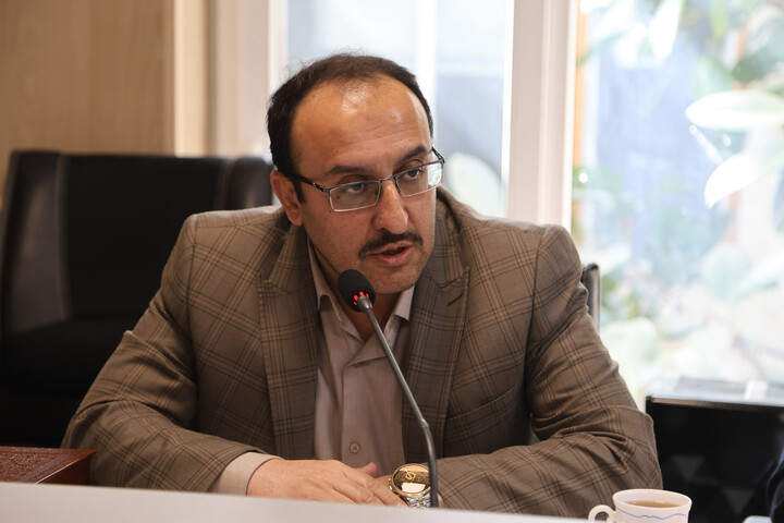 تصاویر / تجلیل نماینده ولی‌فقیه در استان و استاندار همدان از فرمانده سپاه انصارالحسین(ع)