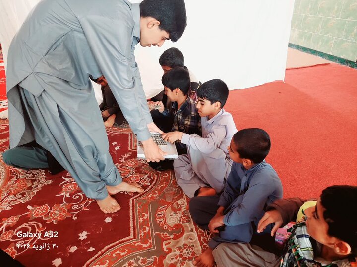 برگزاری جشن‌های اعیاد شعبانیه توسط کاروان شادی حوزه علمیه پیامبر اعظم(ص) جازموریان در روستاهای کوهستانی این منطقه