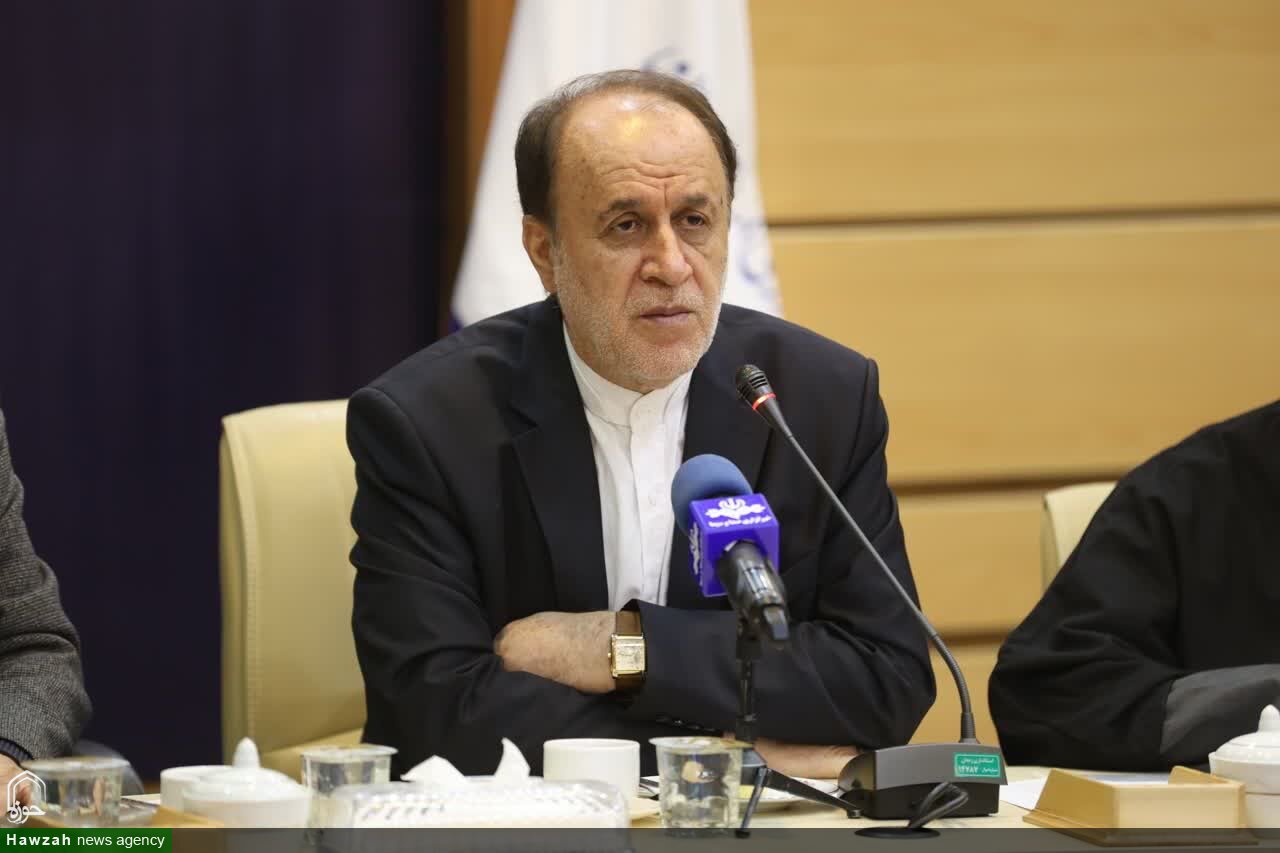 مشکل اقتصاد ایران، مدیریت است نه کمبود منابع