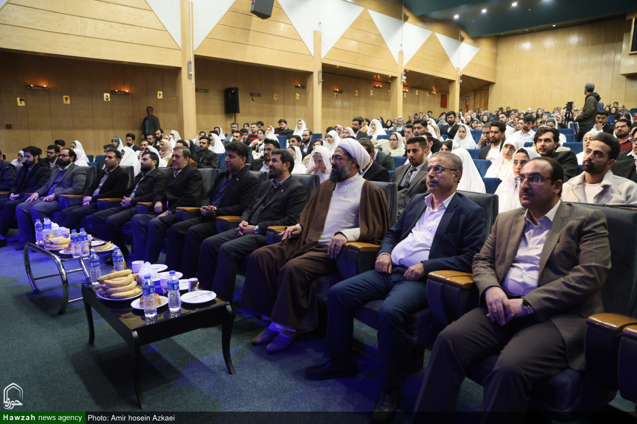 قرائت خطبه عقد زوج همدانی توسط امام جمعه همدان