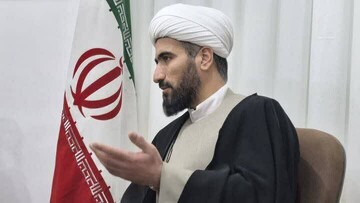 اجرای برنامه‌های فرهنگی در خدمت نظام جمهوری اسلامی باشد