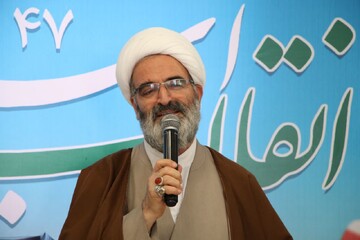 تأکید نماینده ولی‌فقیه در استان سمنان بر نقش بی‌بدیل مردم در حفظ نظام