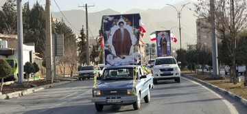 تصاویر/ استقبال از تمثال امام خمینی در ایلام