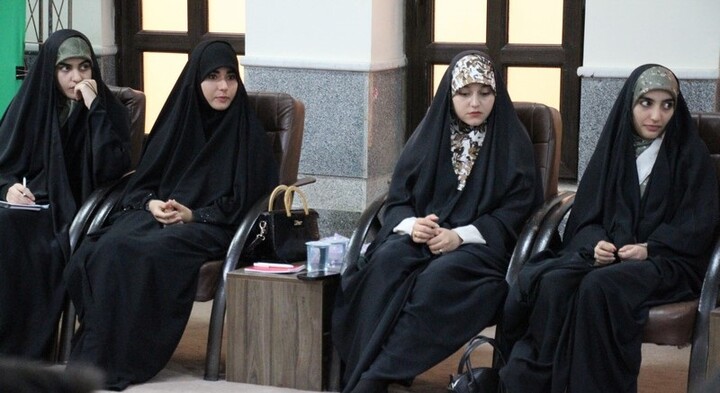 دیدار جمعی از دانشجویان با امام جمعه بوشهر